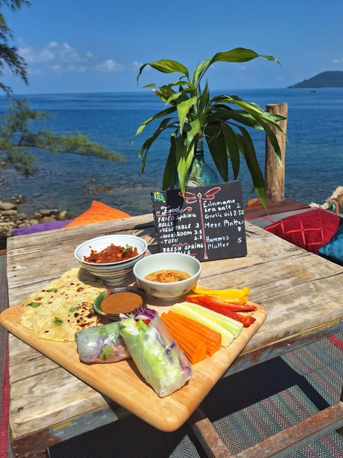 Dragonfly Guesthouse Koh Rong Sanloem Luaran gambar